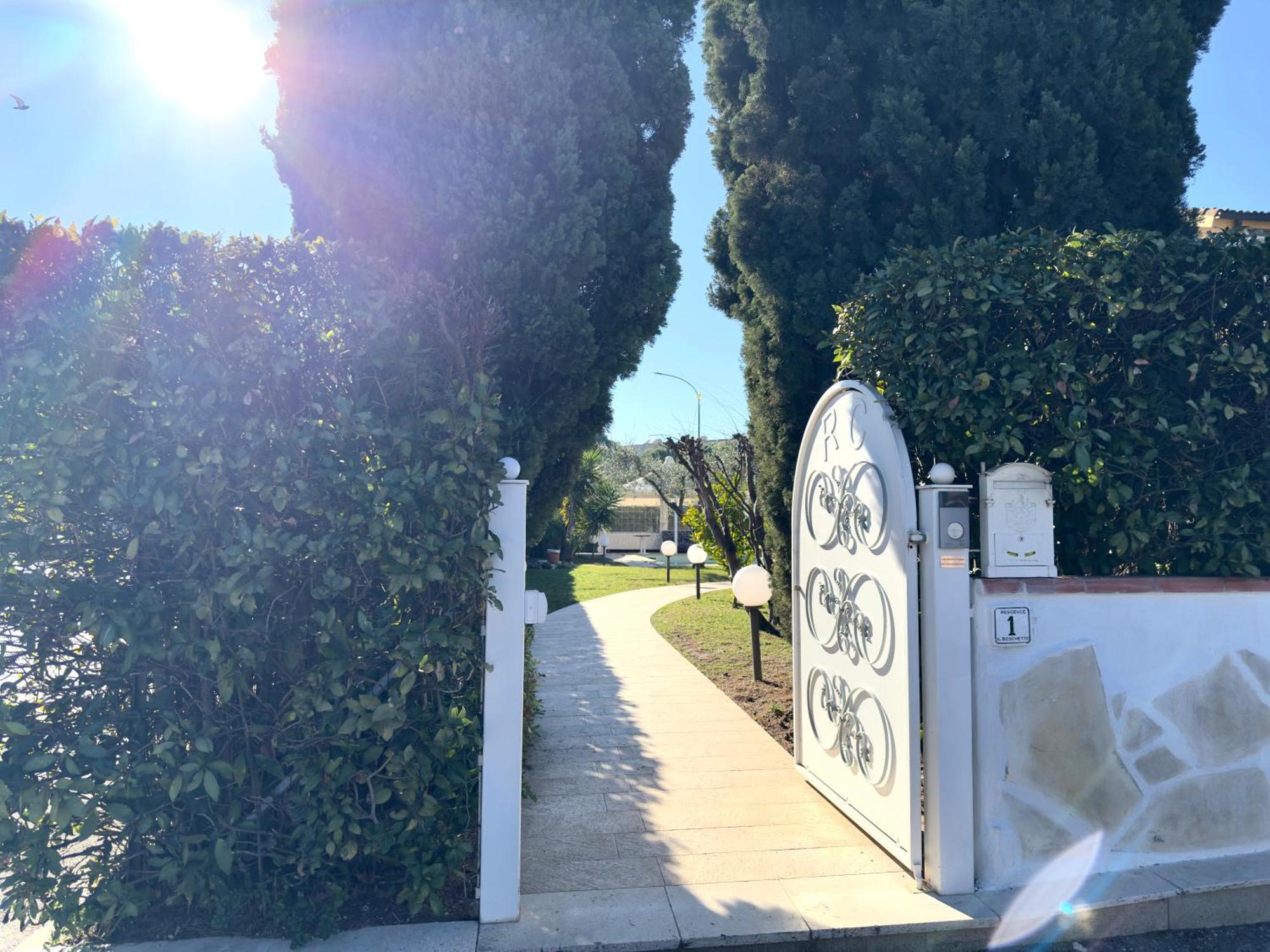 Residence Il Boschetto - Villa Con Piscina غروسيتو المظهر الخارجي الصورة
